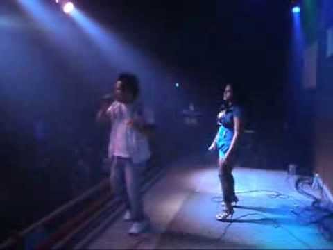 Mc Lako e a Novinha - Nunca Mais (AO VIVO) Versão The Time - Black Eyed Peas