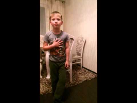 Эрик  читает рэп