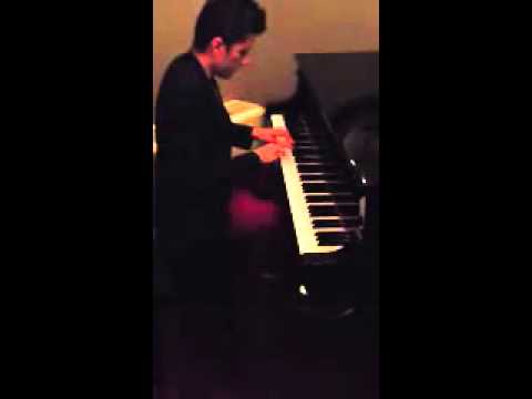 George Ciurdas - Cat de frumoasa esti ( piano version of Mihai Traistariu's song )