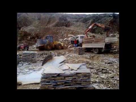 ΑΚΡΙΒΟΣ stones