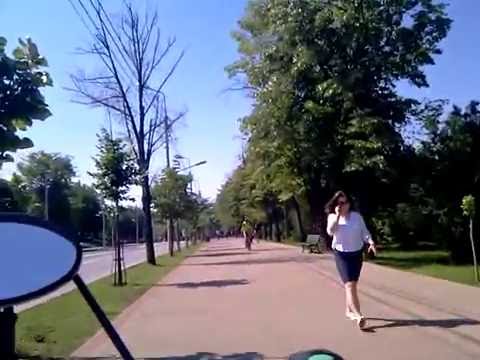 Plimbare cu bicicleta Iasi 2016 : Strada Palat - Podu Ros - Soseaua Nationala (1/4)