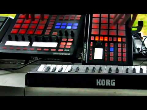 Jeremy "Ayro" Ellis @ FORWARD Fest 2012