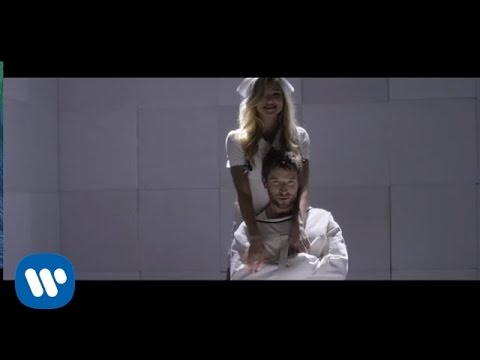 Brett Eldredge - Lose My Mind (Official Music Video)