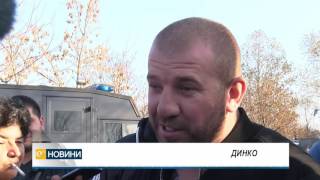 Хиляди бежанци на бунт в лагера в Харманли