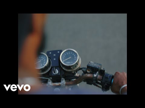 Vicente García - Abusadora (Official Lyric Video)