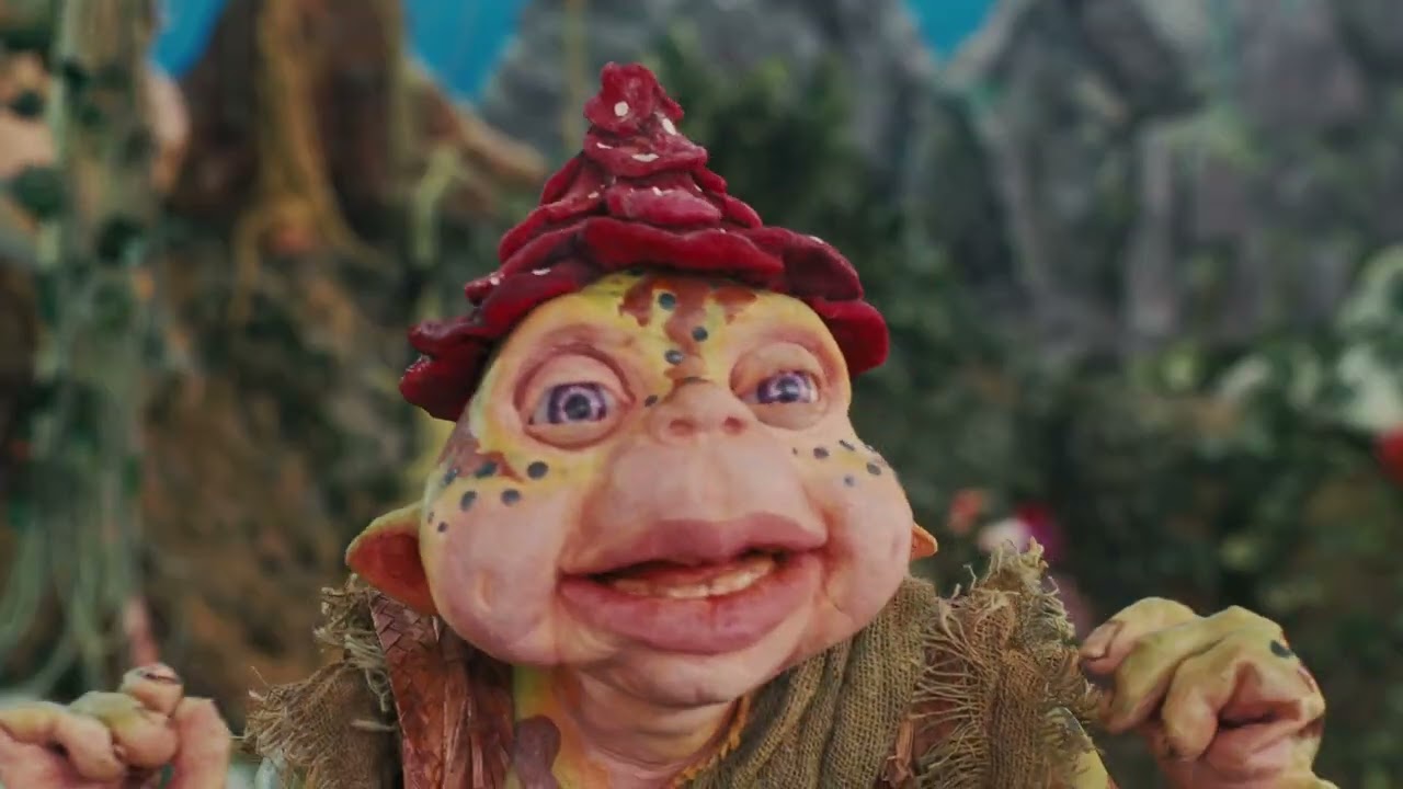 Trailer thumbnail