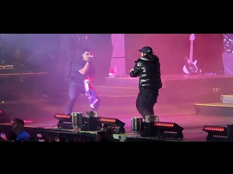 TIAGO PZK y CRIS MJ MOVISTAR ARENA EN VIVO