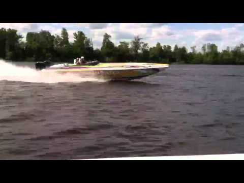 SPECTRE ELEMINATOR MERCURY RACING TUNNEL BOATS OTTAWA RIVER CANADA