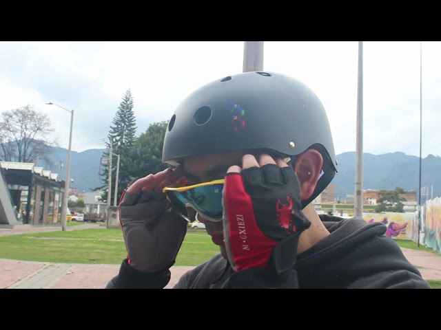 Vídeo relacionado con 3 Piezas Gafas de Sol Deportivas UV400 para Hombres y Mujeres, Estilo Vintage Y2K,para Ciclismo, Running y Actividades al Aire Libre, Protección Solar Completa