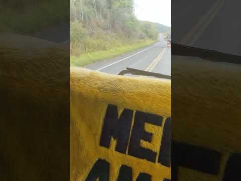 Josué called Anderson yellow 🚛 on the arrow lol 🚛😱 did he pass lol