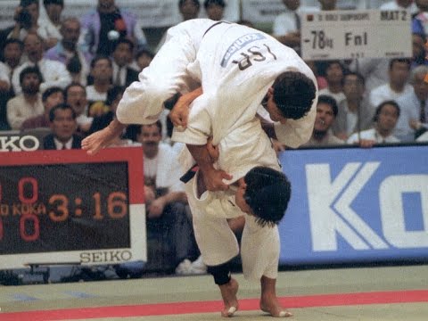 JUDO 1995 World Championships: Toshihiko Koga 古賀 稔彦 (JPN) - Oren Smadga (ISR)