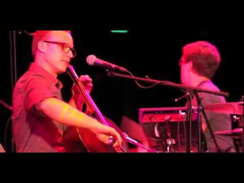 Ben Sollee - Electrified (Live)