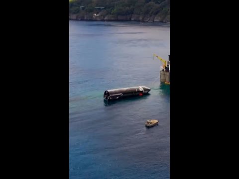 Crews recover SpaceX's Starship from Indian Ocean
