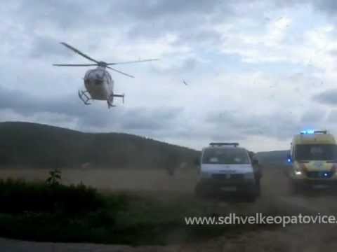 Hasiči Velké Opatovice 3.8.2012 Dopravní nehoda, vyproštění osob