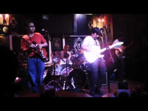 The Jerks - Sayaw sa Bubog (Live at Handle Bar, April 29, 2011)