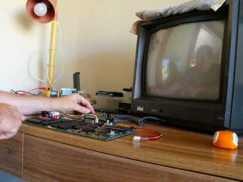 AMSTRAD CPC6128 boot up failure.