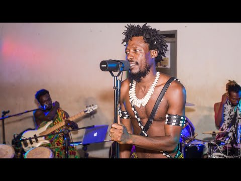 KWAME BRENYA - BRƐNYA NE BARIMA live with NKYINKYIM BAND