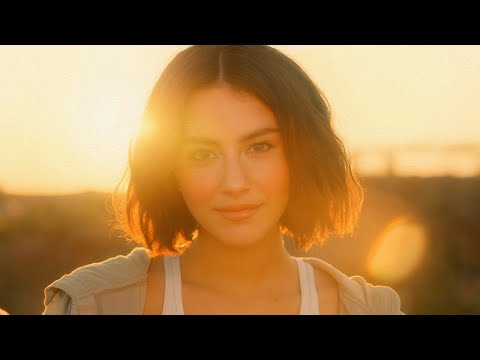 Gracie Abrams - That's So True (Music Video)