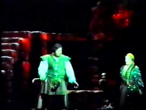 Giuseppe Verdi-Il Trovatore-Duetto Manrico Azucena.wmv