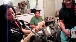 (She&#39;s My) Vampire Girl Groovie Ghoulies cover by The Touchies