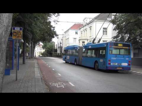 Breng 5205 en 5209 passeren mekaar in Arnhem (20120922)