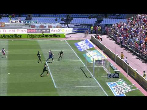 Goal of Aleix Vidal (2-2) UD Almería - Real Betis - HD