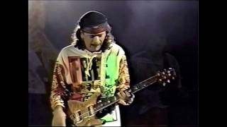 Santana - Why Can&#39;t We Live Together Live In Santiago 1992