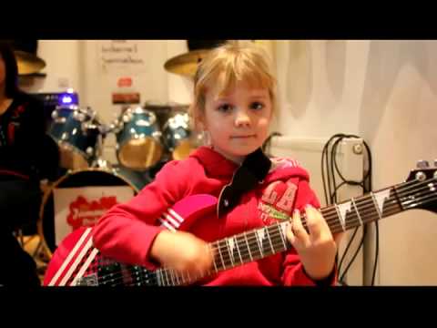 6 year old Zoe Thomson has another go at The Crave's song 'High'
