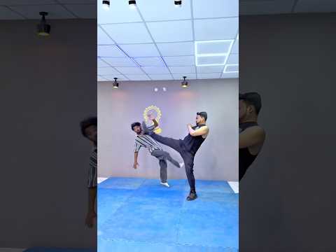 Tony Jaa’s knee kick in real life! 🔥#shorts #tonyjaa #kick #martialarts  #viral #usa