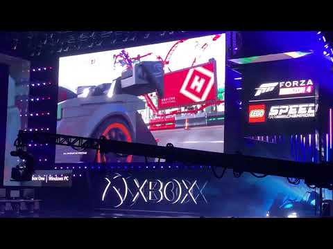 Forza Horizon 4 Lego Speed Champions Crowd Reaction! - E3 2019