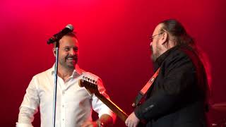 @AlfieBoe &amp; @RoyWood &#39;Blackberry Way&#39; Trentham, Stoke-On-Trent 05.09.21