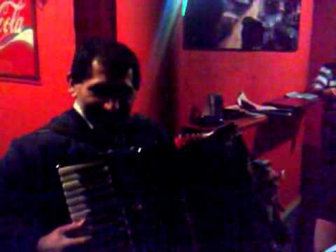 Cigo svira Another Brick in the Wall i Paranoid.mp4