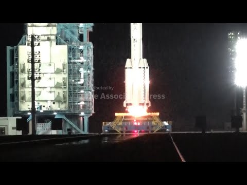 Nave china Shenzhou-21 se acopla con estación espacial y establece récord de velocidad