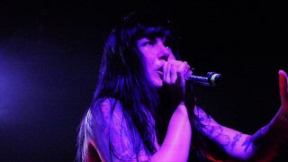 Sleigh Bells - Riot rhythm - Live Paris 2017