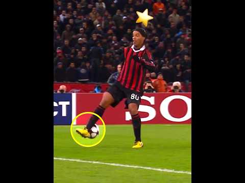 Ronaldinho Magic Skills 😳