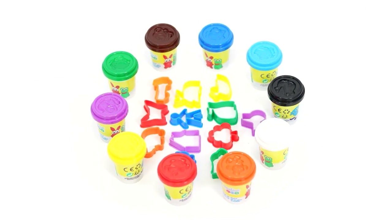 22 Pieces Play Dough Set & Accessories