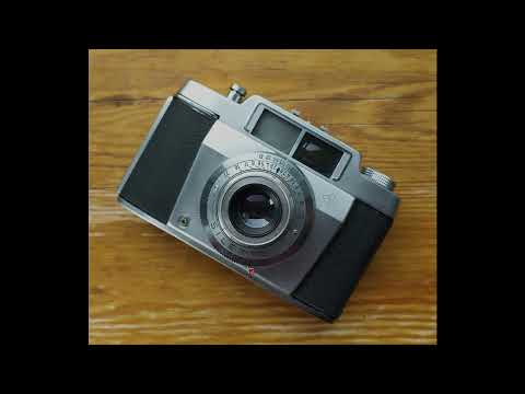 Black and White Photography with Agfa Silette