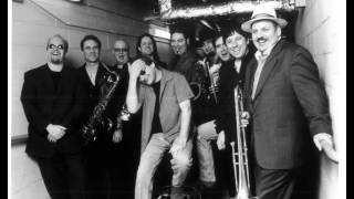 Southside Johnny And The Asbury Jukes - Talk To Me