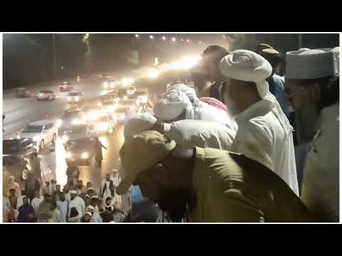 JUI Karwan Welcome to JUI Chief Maulana Fazlur Rehman | مولانا فضل الرحمان کی لانگ مارچ کنٹینر آمد