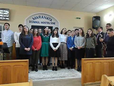 "O ce veste îmbucurătoare" Tinerii de la "Emanuel" Bistriţa