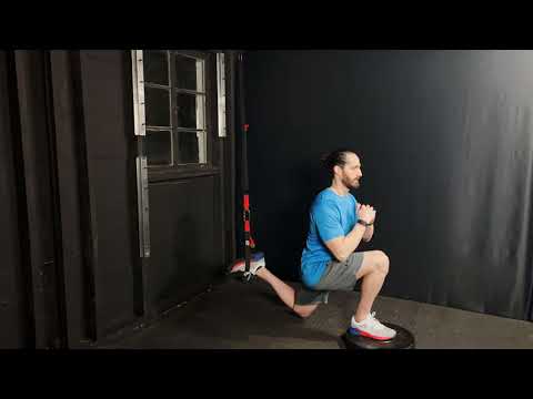 st 82 Elevated Lunge