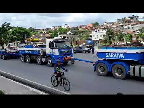 Acompanhando CARRETA GIGANTE DAS ESTRADAS PASSANDO EM CRUZ DE REBOUÇAS IGARASSU MULTIDÃO DE PESSOAS