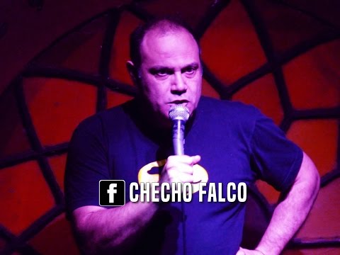 Checho Falco Stand Up Argentino