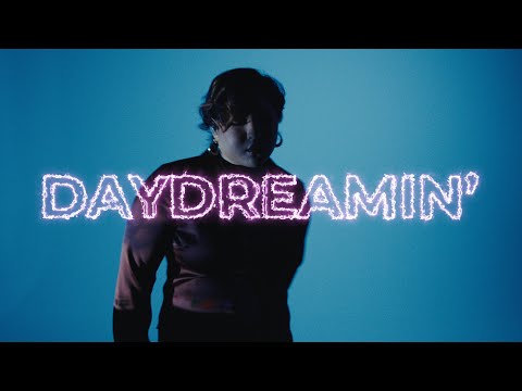 Vetta Borne - Daydreamin' (Official Live Performance)