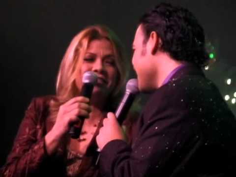 Erin Croes y Edjean Semeleer - Nostalgia Navideño