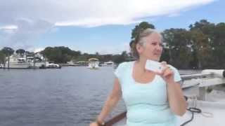 preview picture of video 'Cruisin' on the Tchefuncte River (part one)'