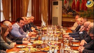Գագիկ Ծառուկյանը հանդիպել է հեղինակավոր տնտեսագետների հետ