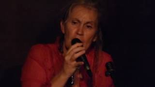 Isabelle Chevallier chante Barbara &quot;Du bout des lèvres&quot;