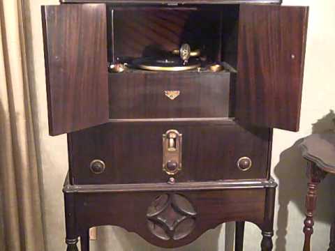 ADRIAN SCHUBERT DIXIE JAZZ BAND JACK KAUFMAN - SHE'S MY SWEET PATOOTIE - ROARING 20'S VICTROLA