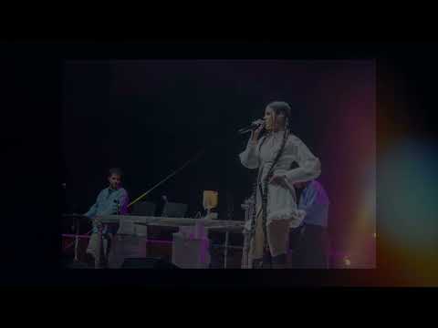 Vera GRV consolida su figura como nueva embajadora musical de Almería en un emocionante concierto